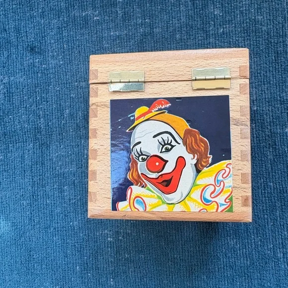 Vintage Hermann Eichorn Wooden Jack in the Box. - Picture 3 of 7